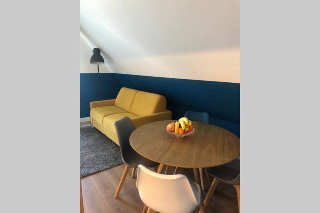 Apartamento CosyBNB bleu, logement indépendant, wifi, parking, petit déjeuner Ittenheim Exterior foto